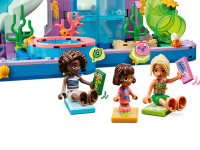 Конструктор Lego Friends Аквапарк Хартлейк-Сити 42630