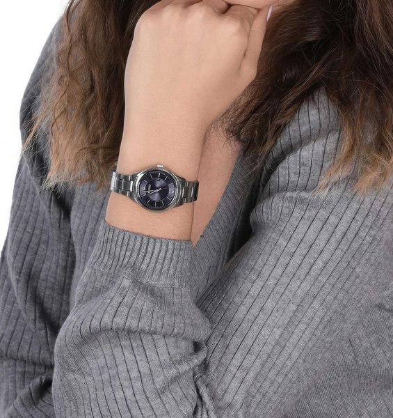 Часы наручные женские Seiko SUR425P1