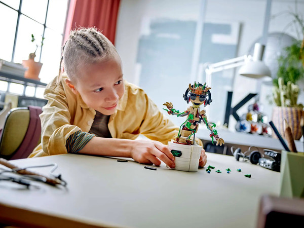 Конструктор Lego Super Heroes Танцующий Грут / 76297