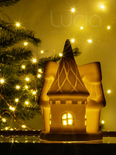 Ночник Лючия Зимняя Избушка 28 / 186-28