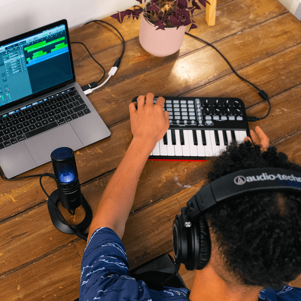 Микрофон Audio-Technica AT2020USB-X