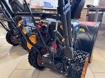 Снегоуборщик бензиновый Rato RT0724