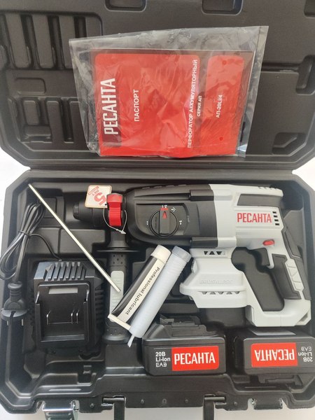 Перфоратор Ресанта АП-20Li/4