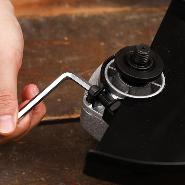 Угловая шлифовальная машина Deko AG2400DK / 083-1030