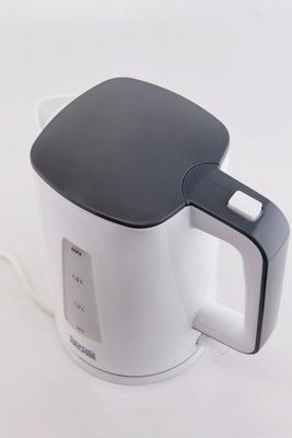 Электрочайник Goodhelper KP-1720 (белый)