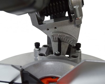 Торцовочная пила Brait BMS 210N