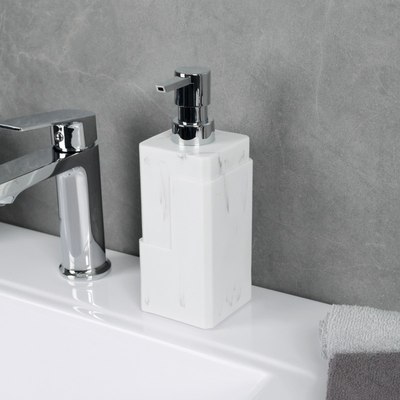 Набор аксессуаров для ванной FORA Urban