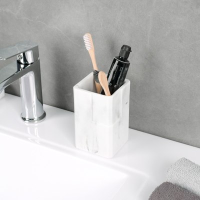 Набор аксессуаров для ванной FORA Urban