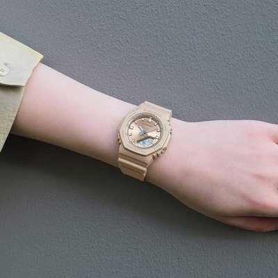 Часы наручные женские Casio GMA-P2100ST-9A