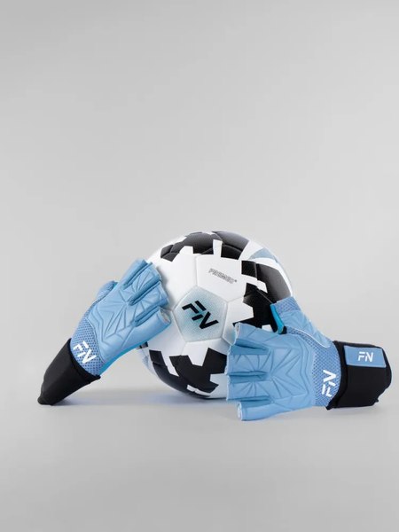 Футбольный мяч FN FIFA Quality Pro FN6021001-104