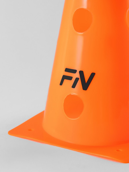 Конус тренировочный FN Cones With Holes FN9032001-30-804