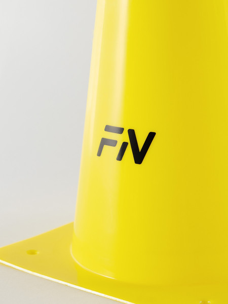 Конус тренировочный FN Cones With Holes FN9031001-38-712