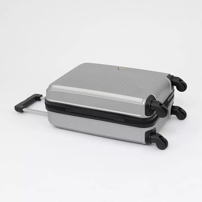 Чемодан на колесах Valigetti 340-1602/5-20SLV