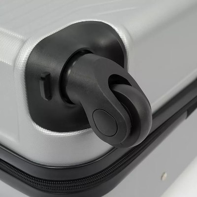 Чемодан на колесах Valigetti 340-1602/5-24SLV