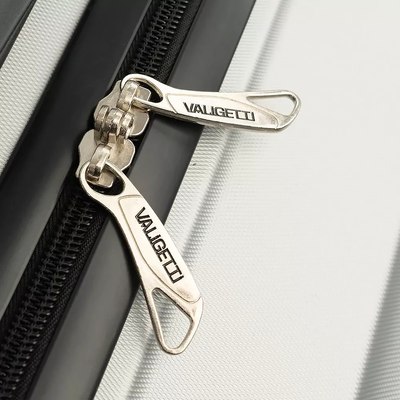 Чемодан на колесах Valigetti 340-1602/5-24SLV