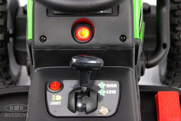 Детский автомобиль RiverToys H444HH