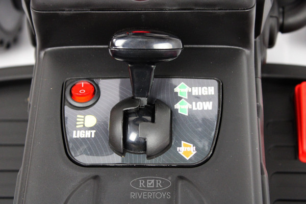 Детский автомобиль RiverToys H444HH