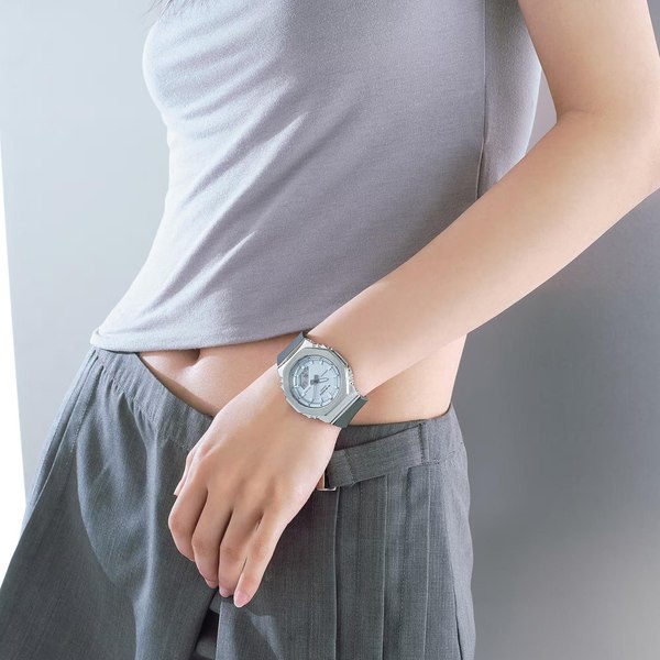 Часы наручные унисекс Casio GM-S2110-2A