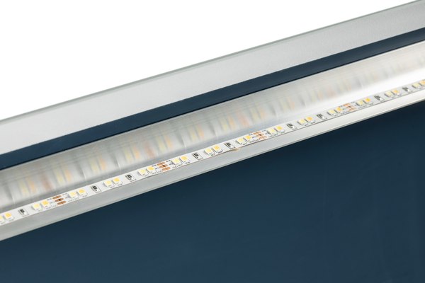 Зеркало Saniteco LED OBF 4с 9070 s-1 700х900 / 11125063