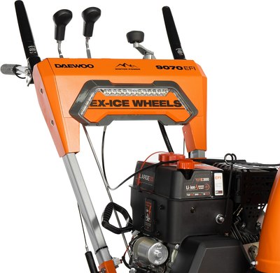 Снегоуборщик бензиновый Daewoo Power DAST 9070 EFI