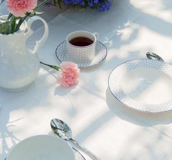 Чашка с блюдцем HomeQueen Воздушная 77100