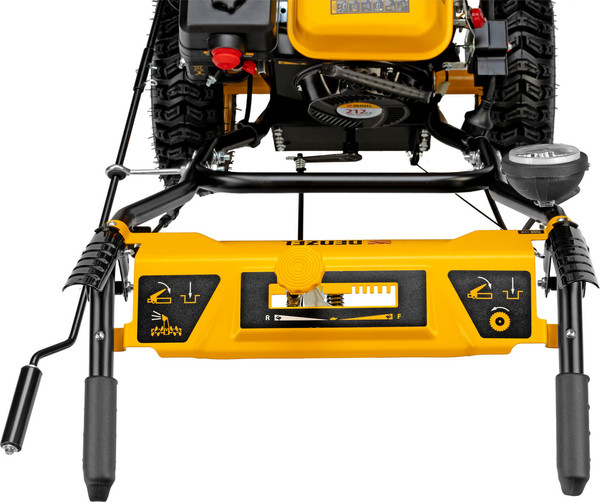 Снегоуборщик бензиновый Denzel SB 560 LP / 97652