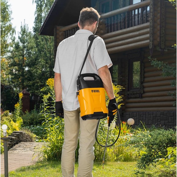 Опрыскиватель аккумуляторный Denzel D-5LI / 64790