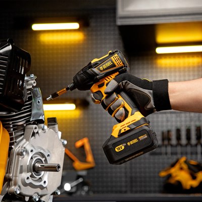 Аккумуляторный шуруповерт Denzel CID-IB-200-0 / 26511