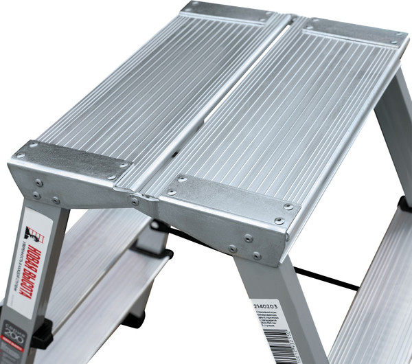 Лестница-стремянка Новая Высота NV 2140 / 2140202