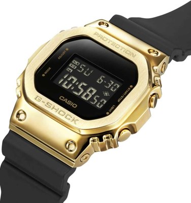 Часы наручные мужские Casio GM-5600UG-9E