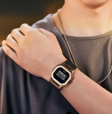 Часы наручные мужские Casio GM-5600UG-9E