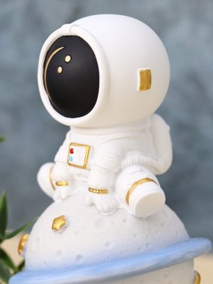 Ночник ILikeGift Lunar Cosmonaut / 999-2B