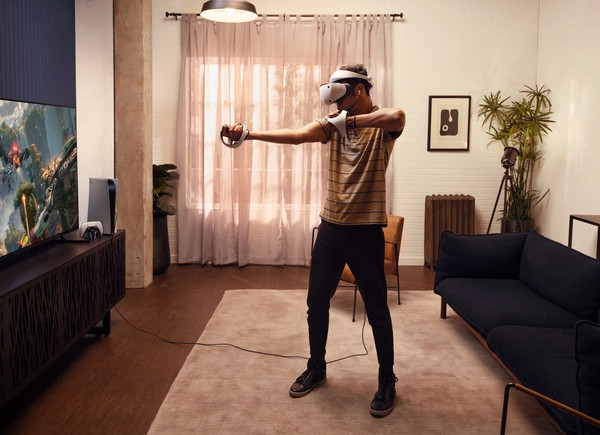 Система виртуальной реальности Sony PlayStation VR2 / CFI-ZVR1