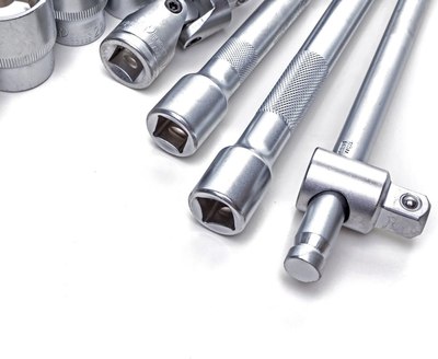 Универсальный набор инструментов Сервис Ключ 11025