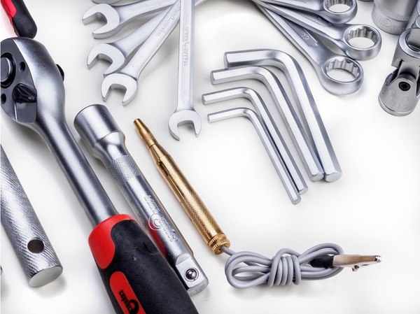 Универсальный набор инструментов Сервис Ключ 11045