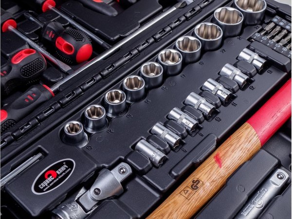 Универсальный набор инструментов Сервис Ключ 11056