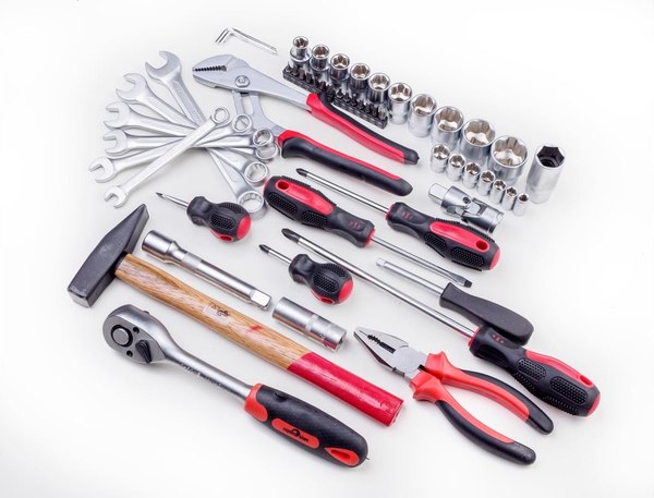 Универсальный набор инструментов Сервис Ключ 11056