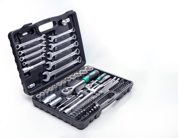 Универсальный набор инструментов Сервис Ключ 71082