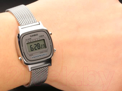 Часы наручные женские Casio LA670WEM-7EF