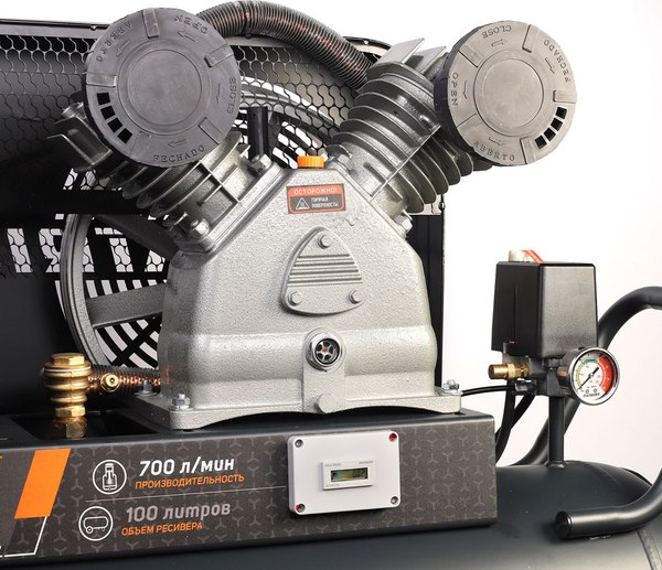 Воздушный компрессор PATRIOT KRX 700 L100 D