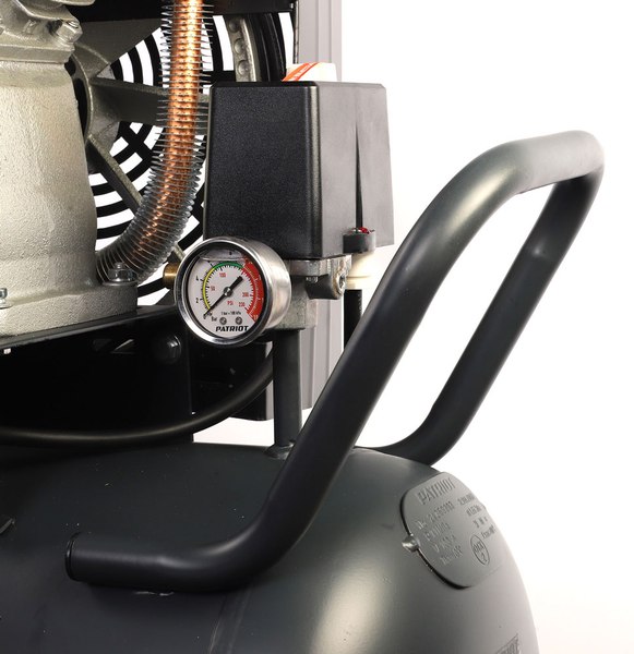 Воздушный компрессор PATRIOT KRX 700 L100 D