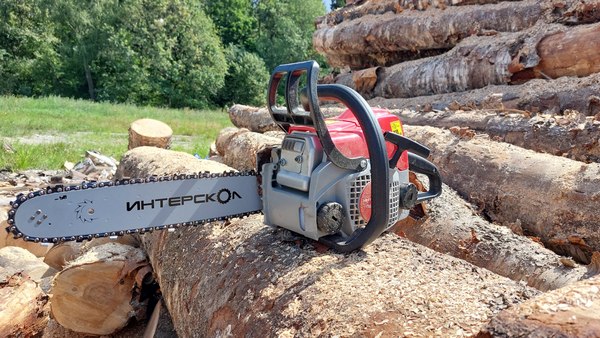 Бензопила цепная Интерскол ПЦБ 180-16 (876.0.0.40)