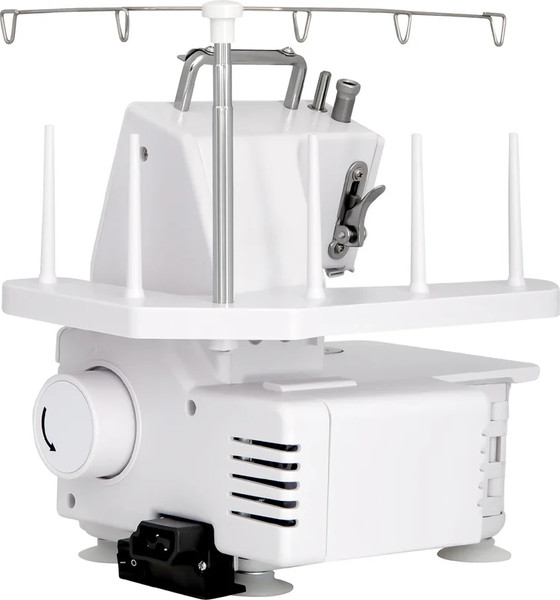 Оверлок Comfort 142M