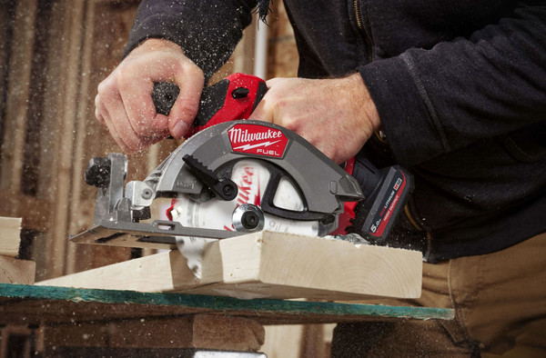 Дисковая пила Milwaukee M12 FCS442-0X / 4933493488