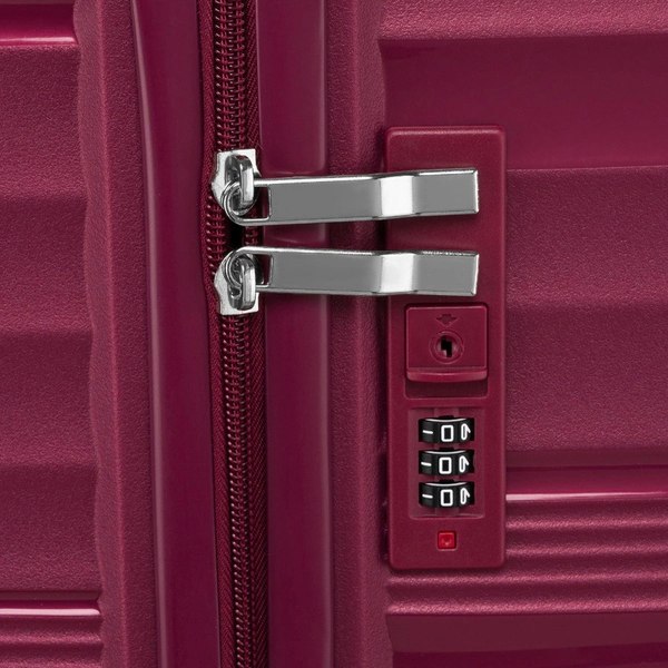 Чемодан на колесах Peterson PTN WA06-M