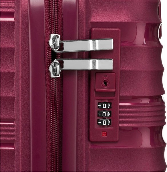 Чемодан на колесах Peterson PTN WA06-S