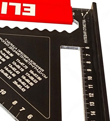 Угольник Elitech Кровельный 300мм / 207204