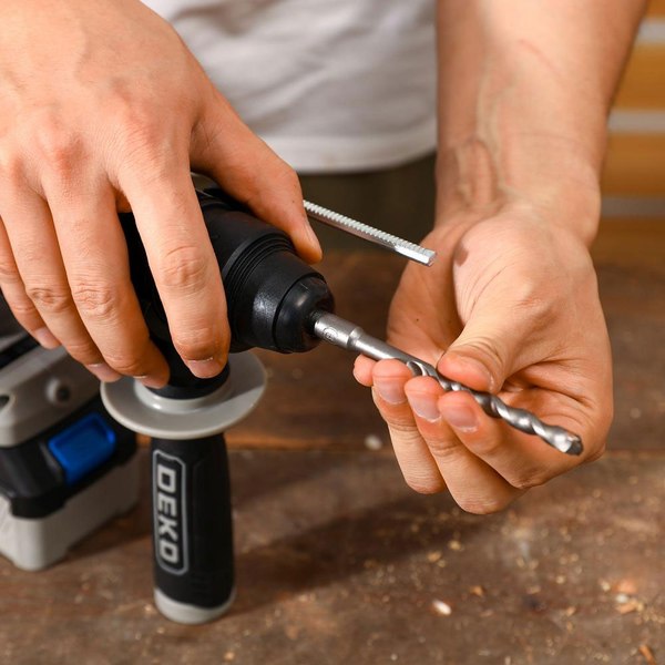 Перфоратор Deko ZKCH20 / 084-1042