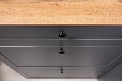 Тумба для обуви Mobi Остин 16.121 (серый графит 0162 РЕ/дуб золотой Craft/графит ZB 856-2)