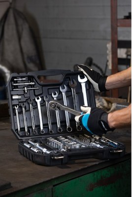 Универсальный набор инструментов Hoegert HT1R225